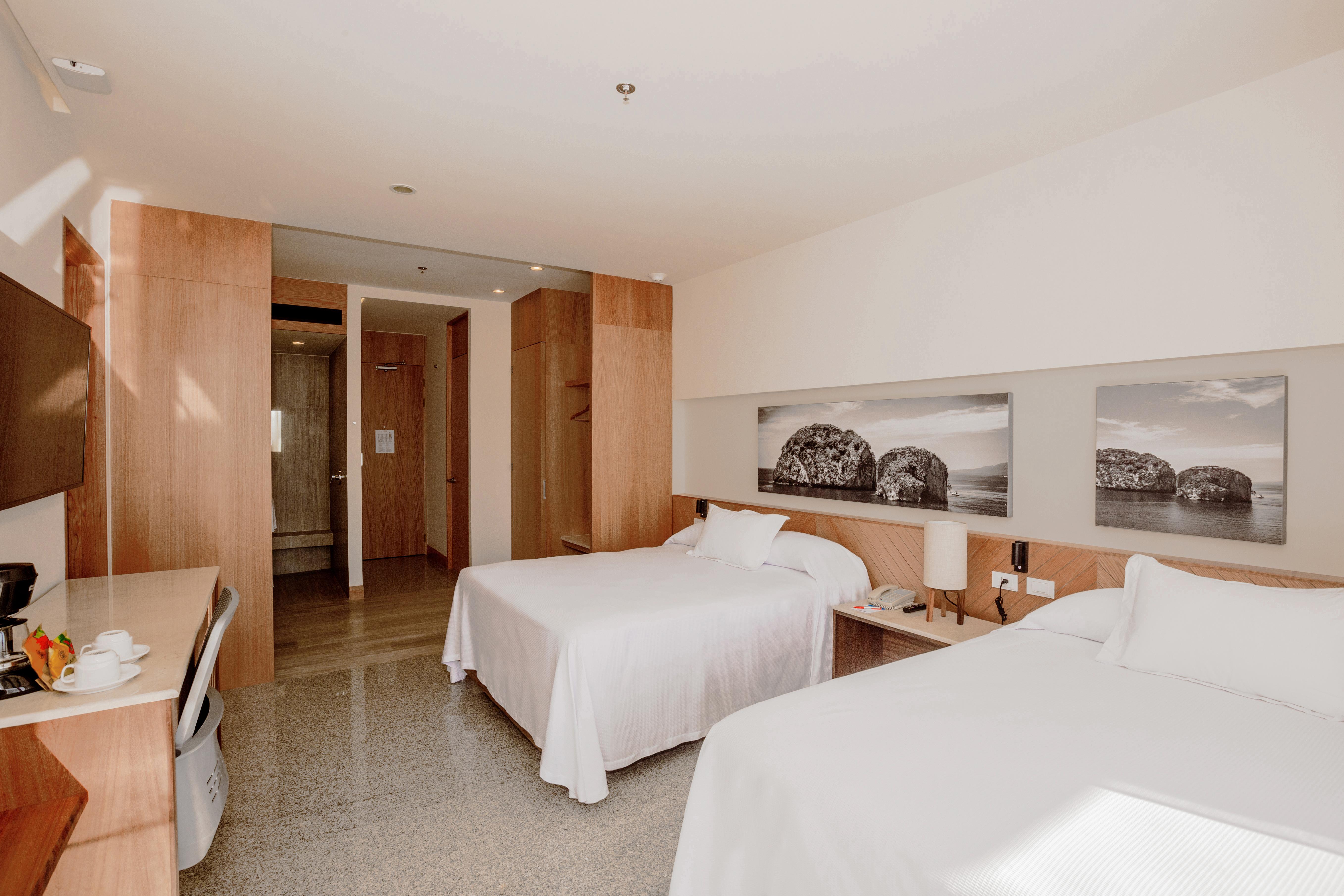 Hotel Mio Vallarta Unique & Different- Adults Only Puerto Vallarta Luaran gambar A room at the hotel