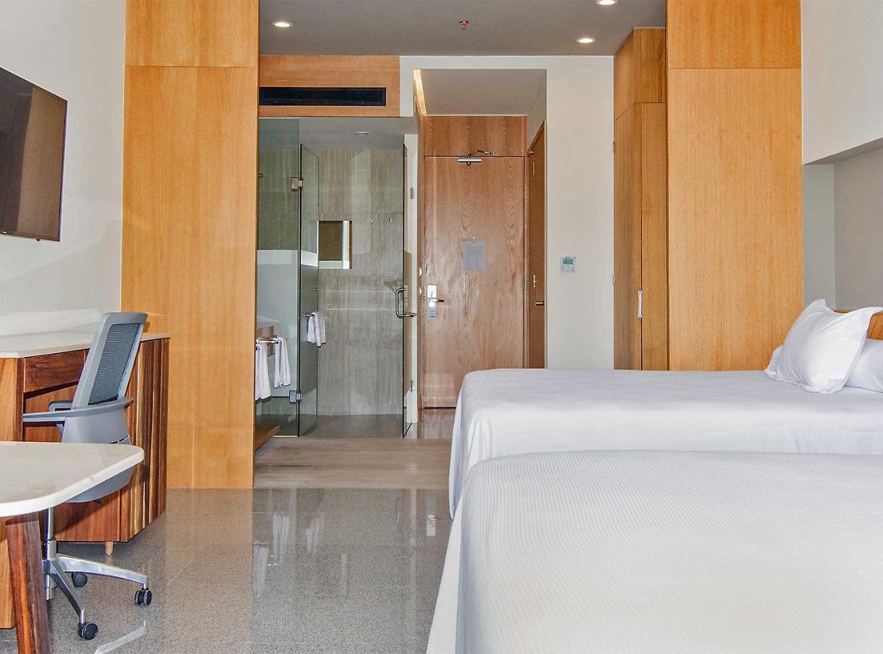 Hotel Mio Vallarta Unique & Different- Adults Only Puerto Vallarta Luaran gambar A room at the hotel